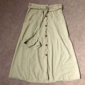 Linen-blend skirt, like new, small